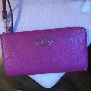 Pink, Coach wallet/wristlet